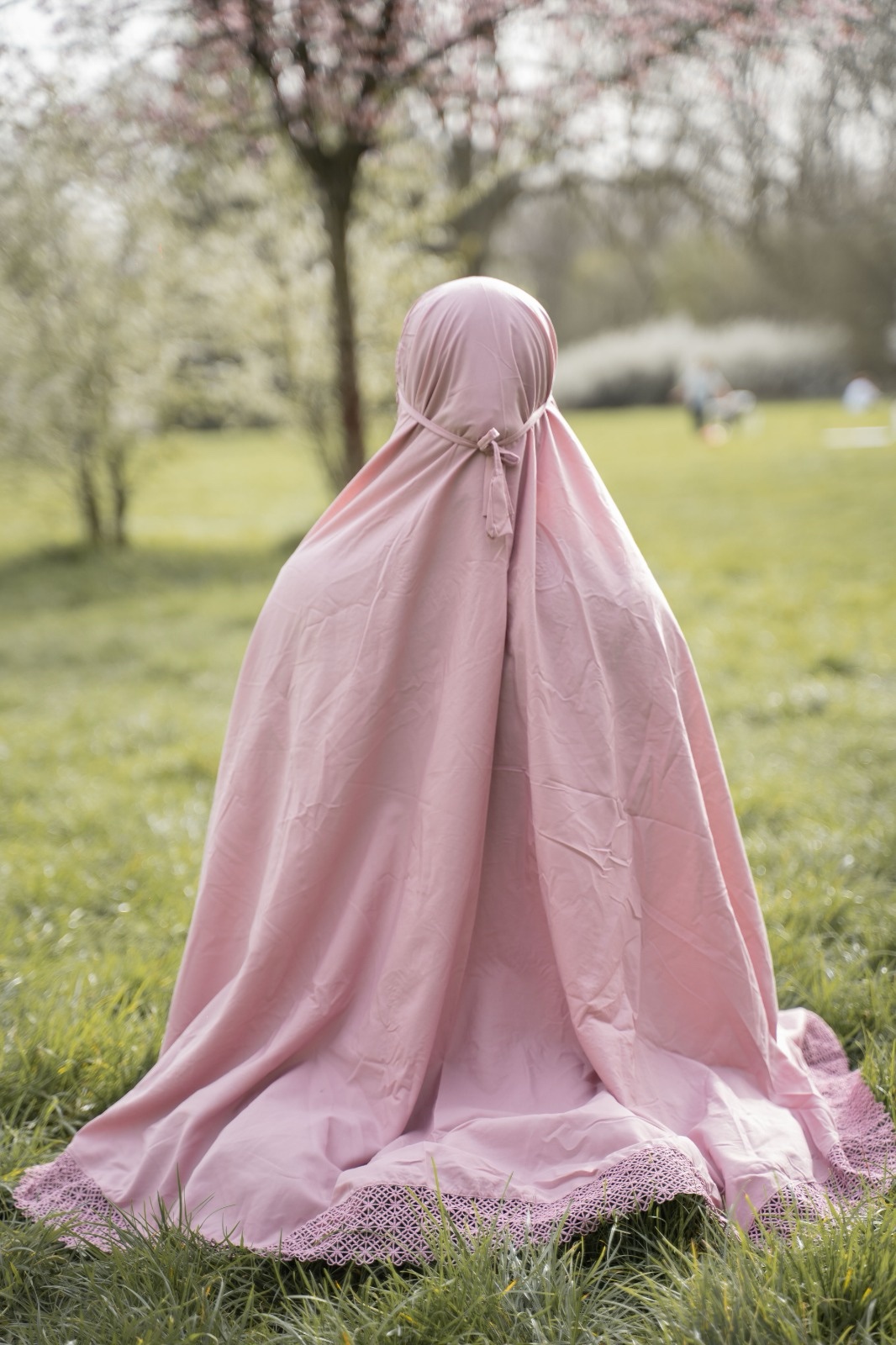 7a1067c1-54b1-497f-983c-ce806800973b ensemble de prière putrajaya rose